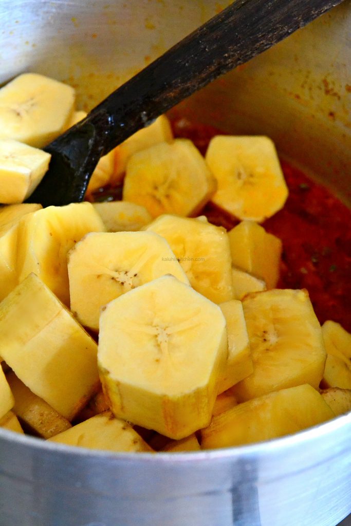 Ginger and Coconut Milk Matoke