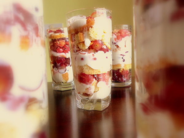 Grape and vanilla yoghurt mini trifle – Kaluhi's Kitchen