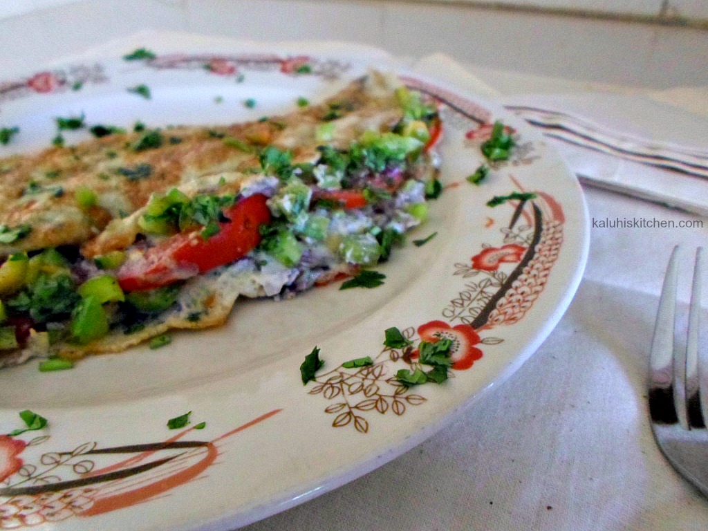 omelette with bell pepper stuffing