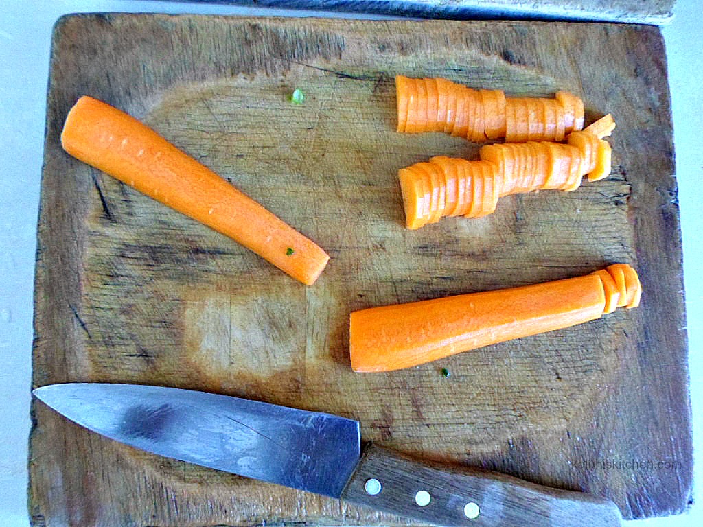 sliced carrots for kari