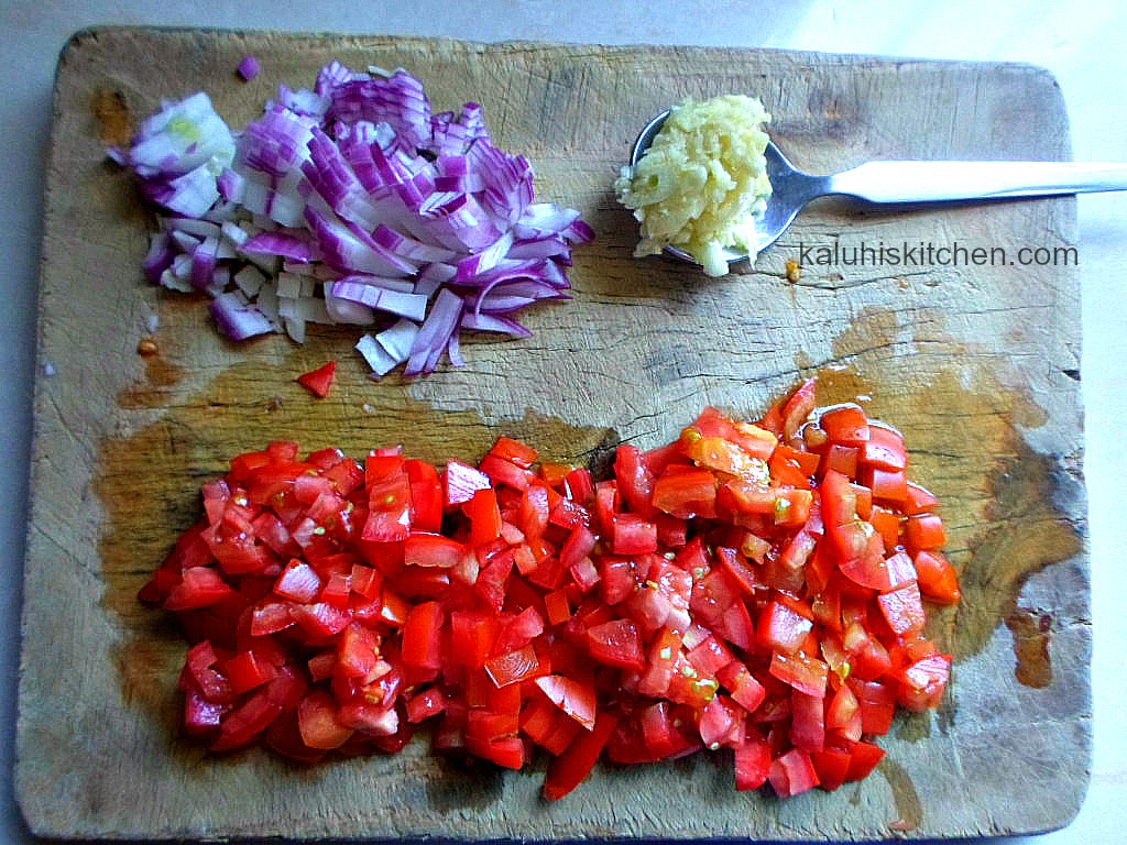 onions and garlic add more flavor to maumbo. Tomatoes form the base of the tomatoes