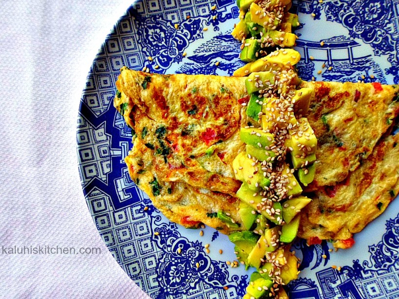 Kenyan Food bogs_African food blogs_best omelette recipes_avocado and sesame seed milky omelette