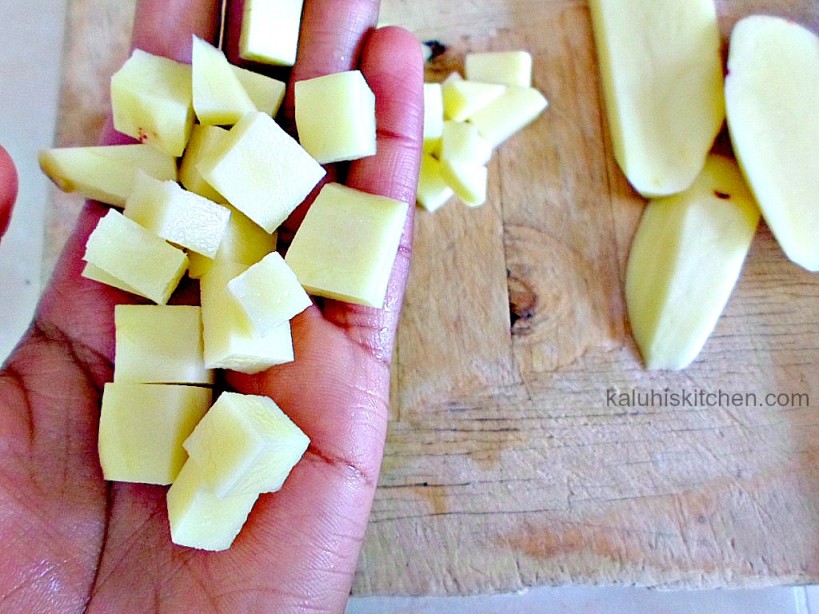 cutting potatoes up for potato stew samll allows them to boil faster and makes the food alot neater