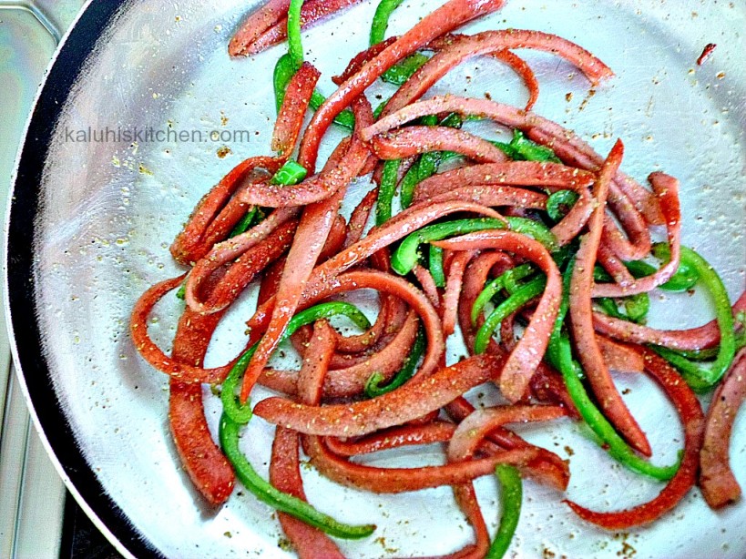 peppers and frankfurters make hot dogs alot more wholesome and healthy_Kenyan food bloggers