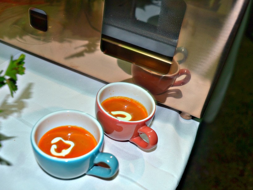 roasted tomato and sweet basil soup_kaluhiskitchen.com_flame tree restaurant nairobi