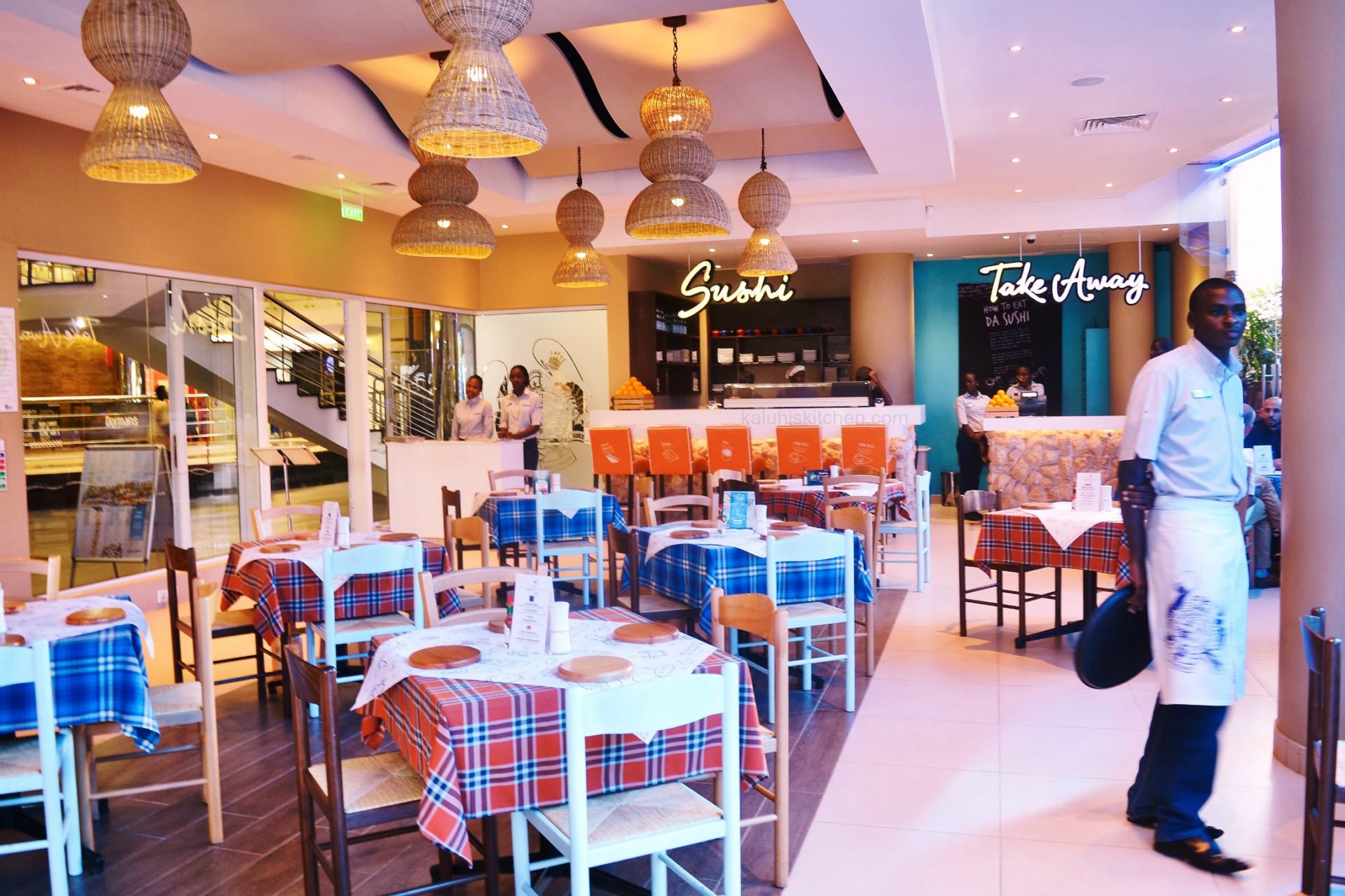 ambience at the ocean basket kenya is soothing and brings out the ocean vibe quite well_1_kaluhiskitchen.com
