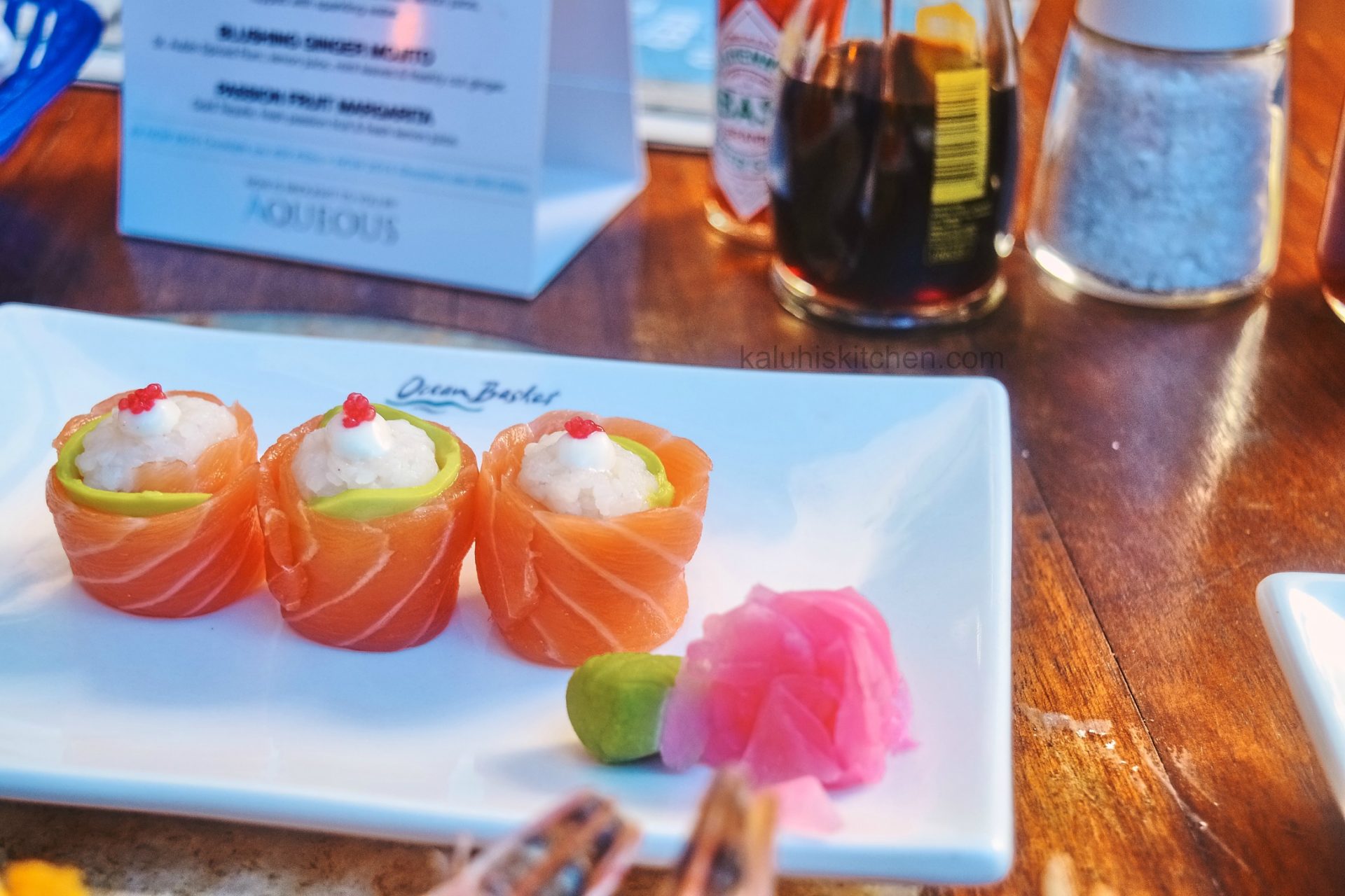 salmon roses at ocean basket served with pickled ginger which helps clear your palate and wasabi which aids in digestion_kaluhiskitchen.com