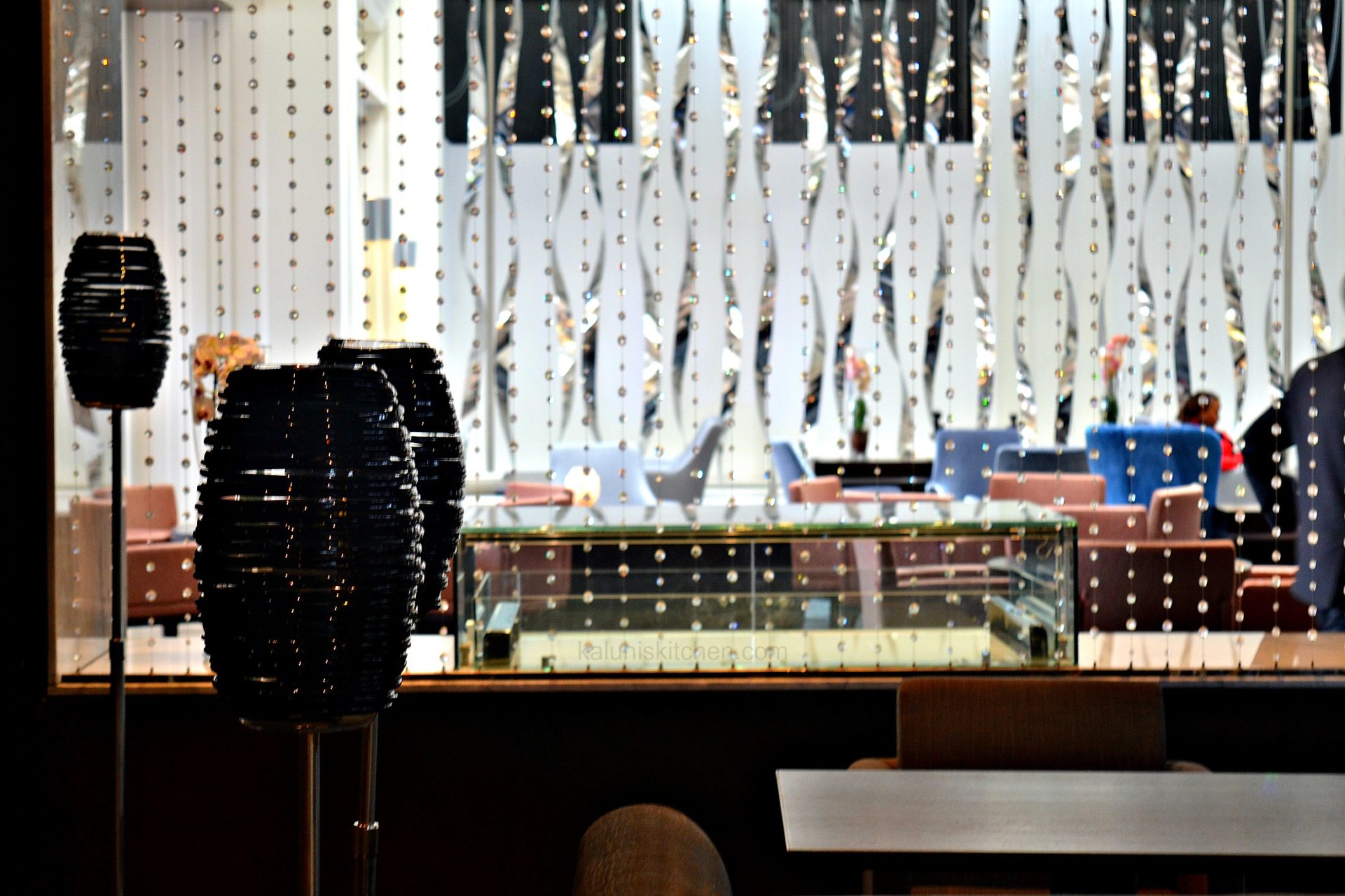 restaurants at the radison blu capture the essence of opulence and the grandure of the african culture_kaluhiskitchen.com