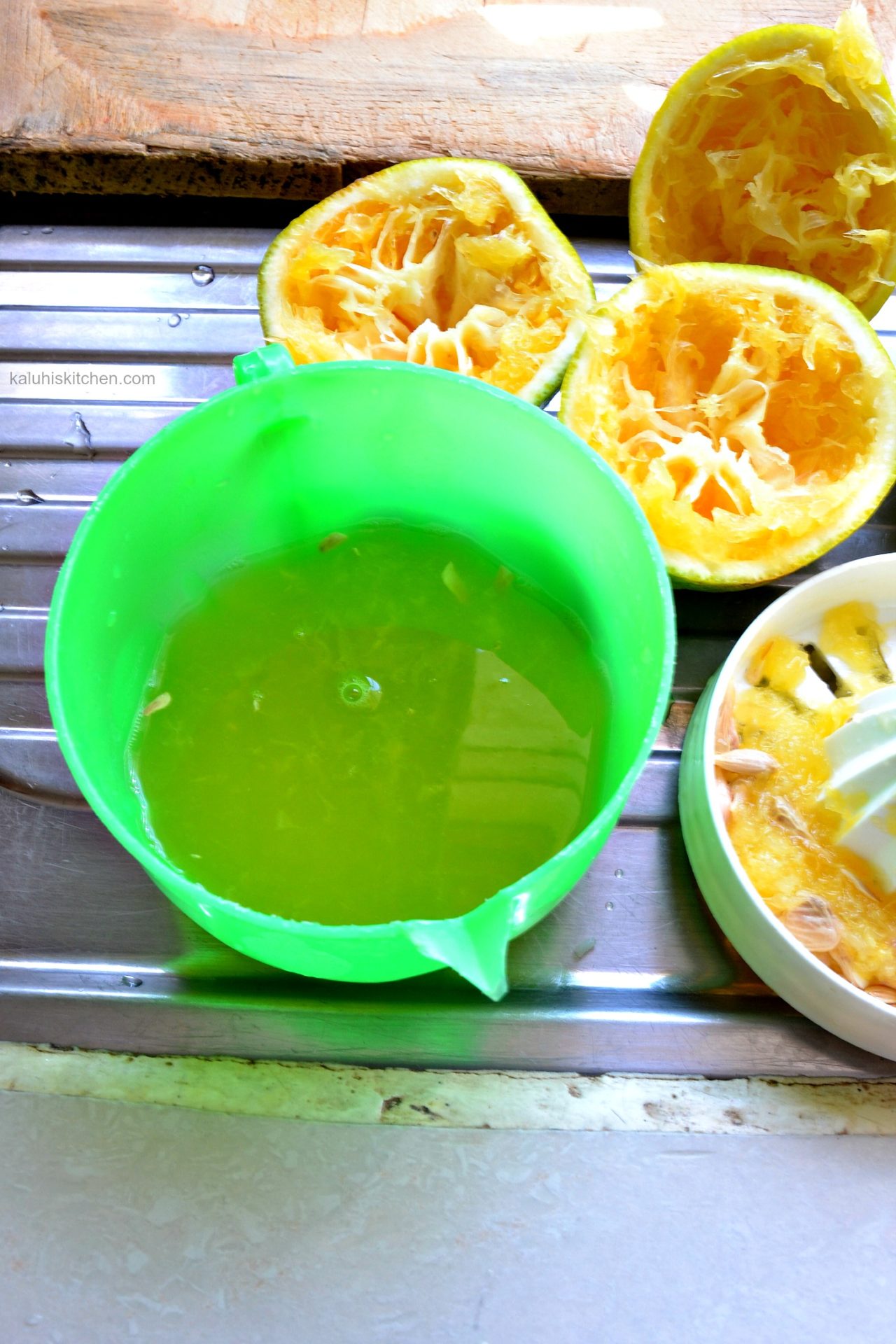fresh orange juice is the best for making a mocktail and healthier_kaluhiskitchen.com
