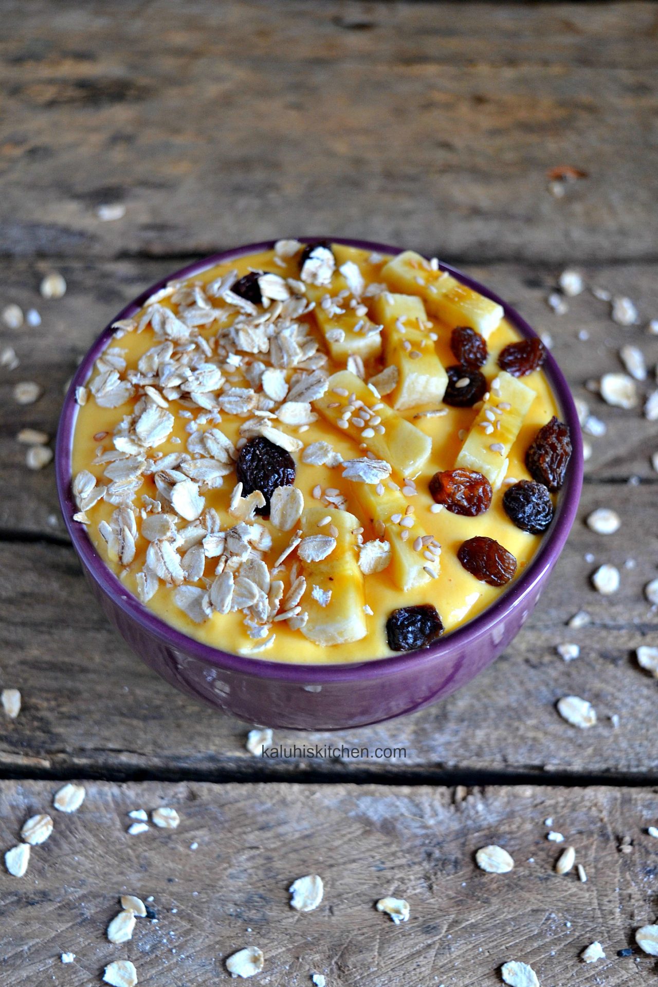 kenyan food_mango smoothie bowl_best kenyan food blogger kaluhi adagala_african food blogs