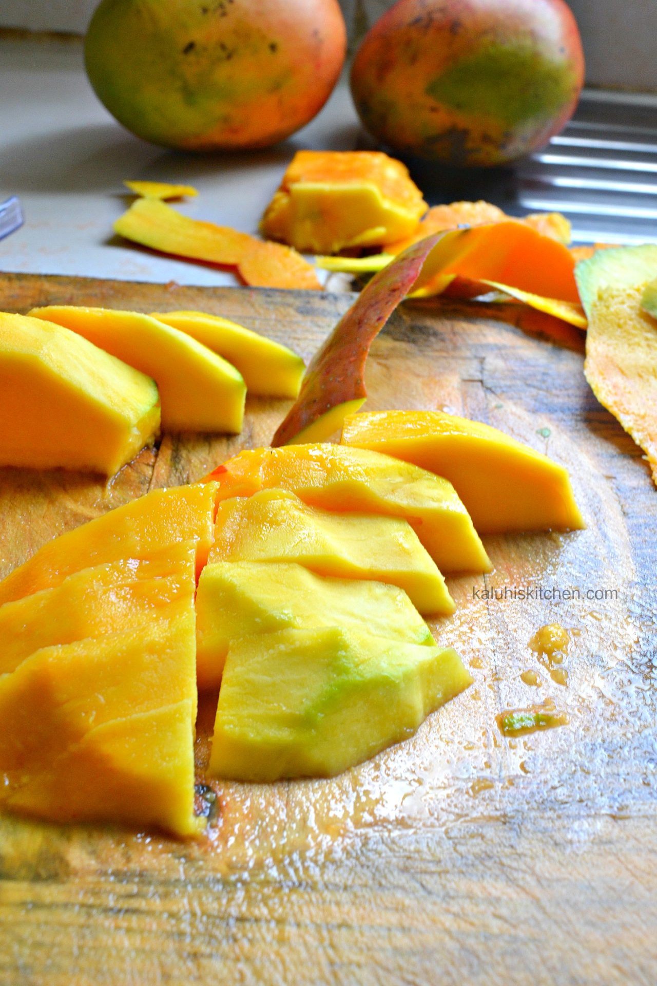 mango season in Kenya where the best sweetest mangoes in the world can be found_top kenyan food bloggers_best kenyan food blog_