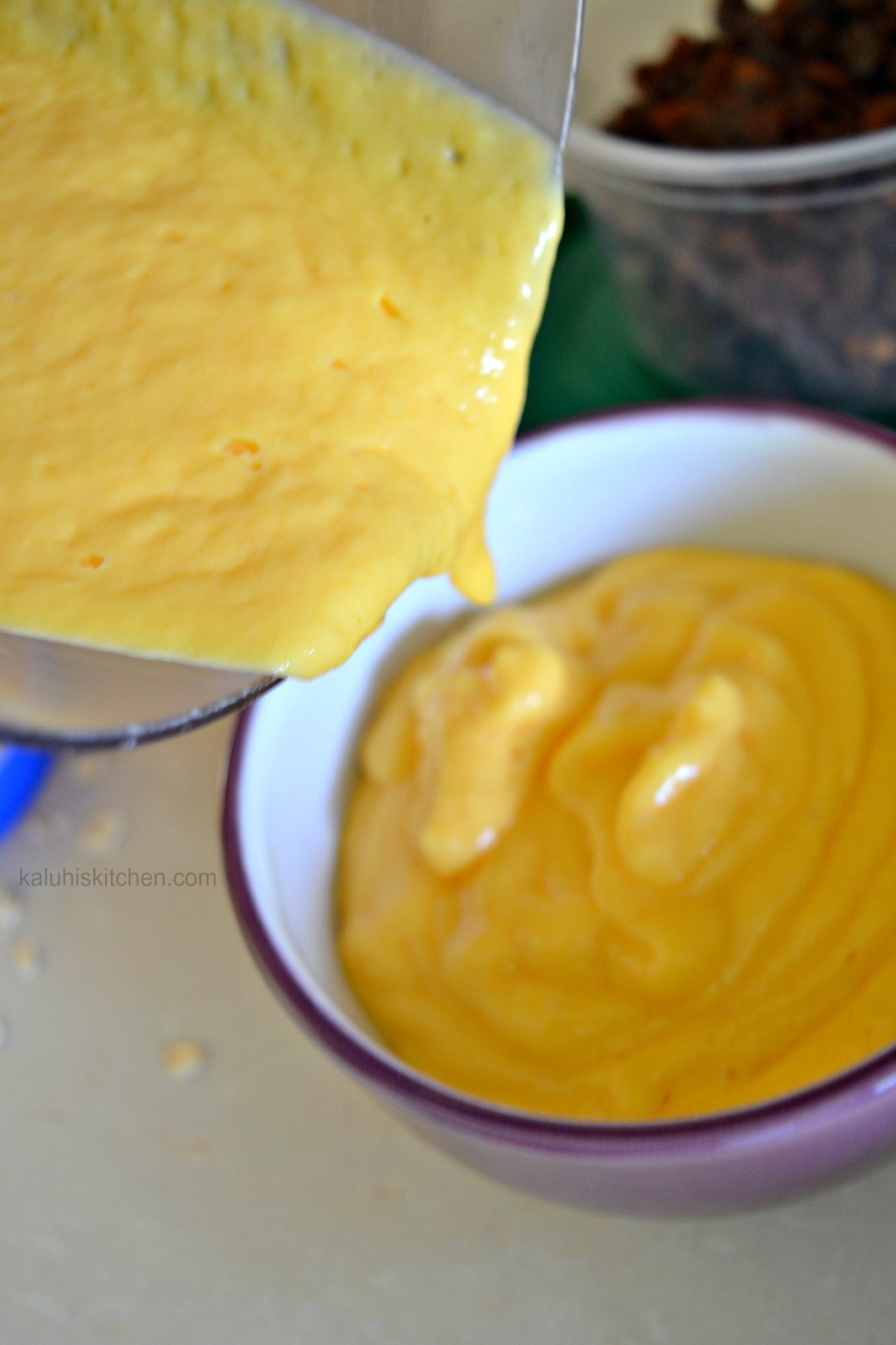 mango smoothie bowl_thick smoothies_kaluhiskitchen.com