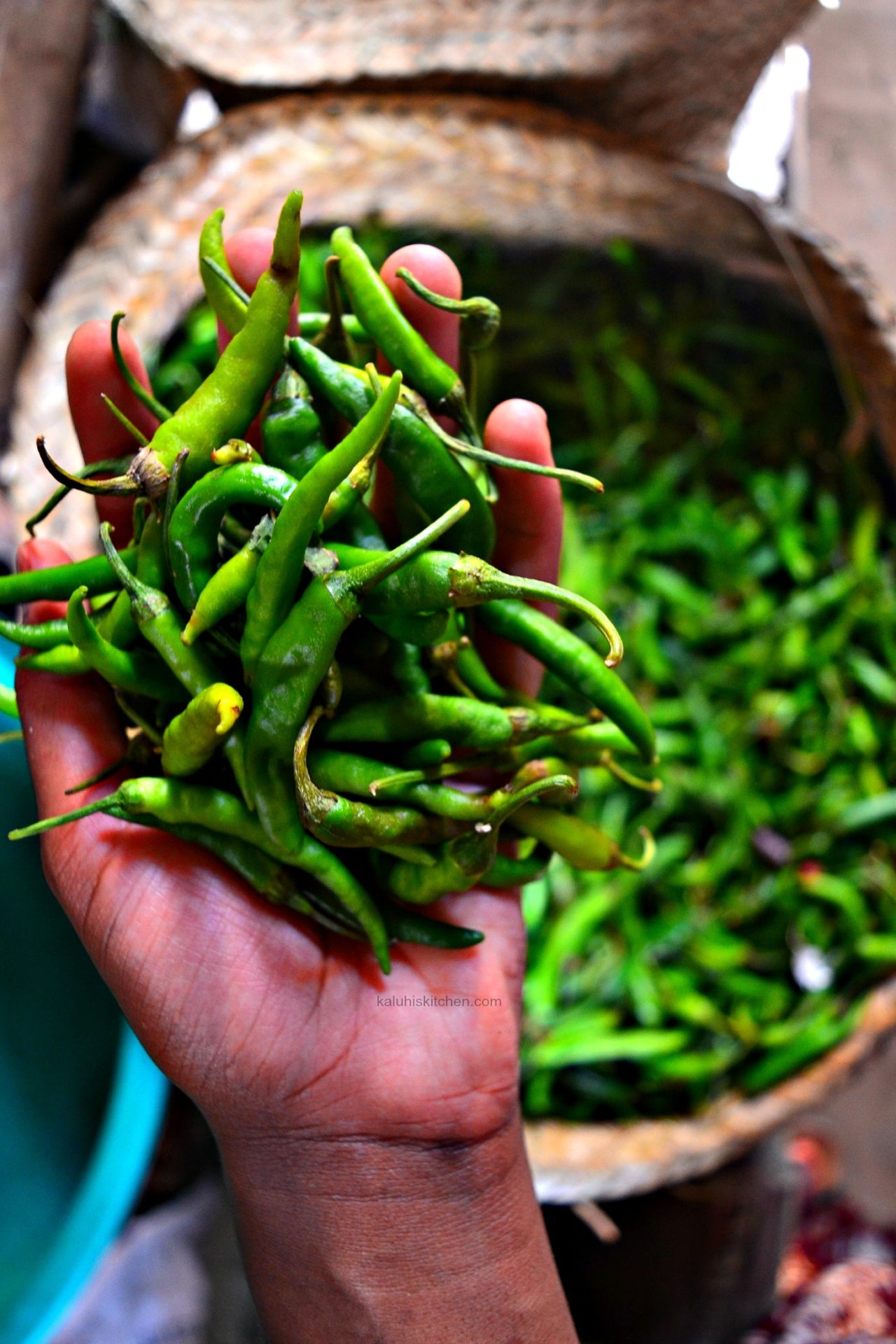 fresh chillis sold at the Lamu food market during the lamu food festival_kaluhiskicthen.com