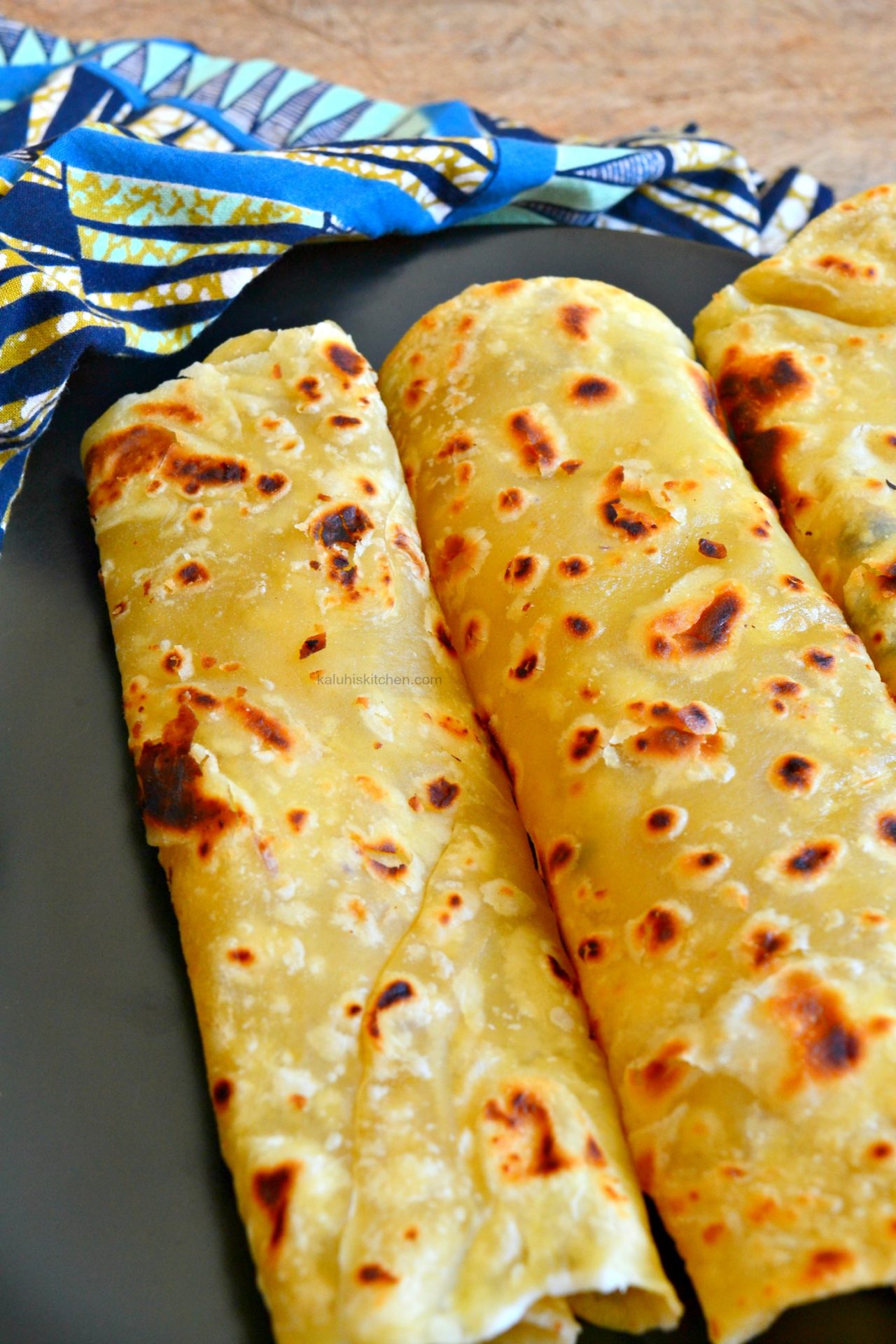 red onion and ghee chapati_how to make chapati_how to cook with ghee_kenyan food blogs_kenyan food bloggers_kaluhiskitchen.com