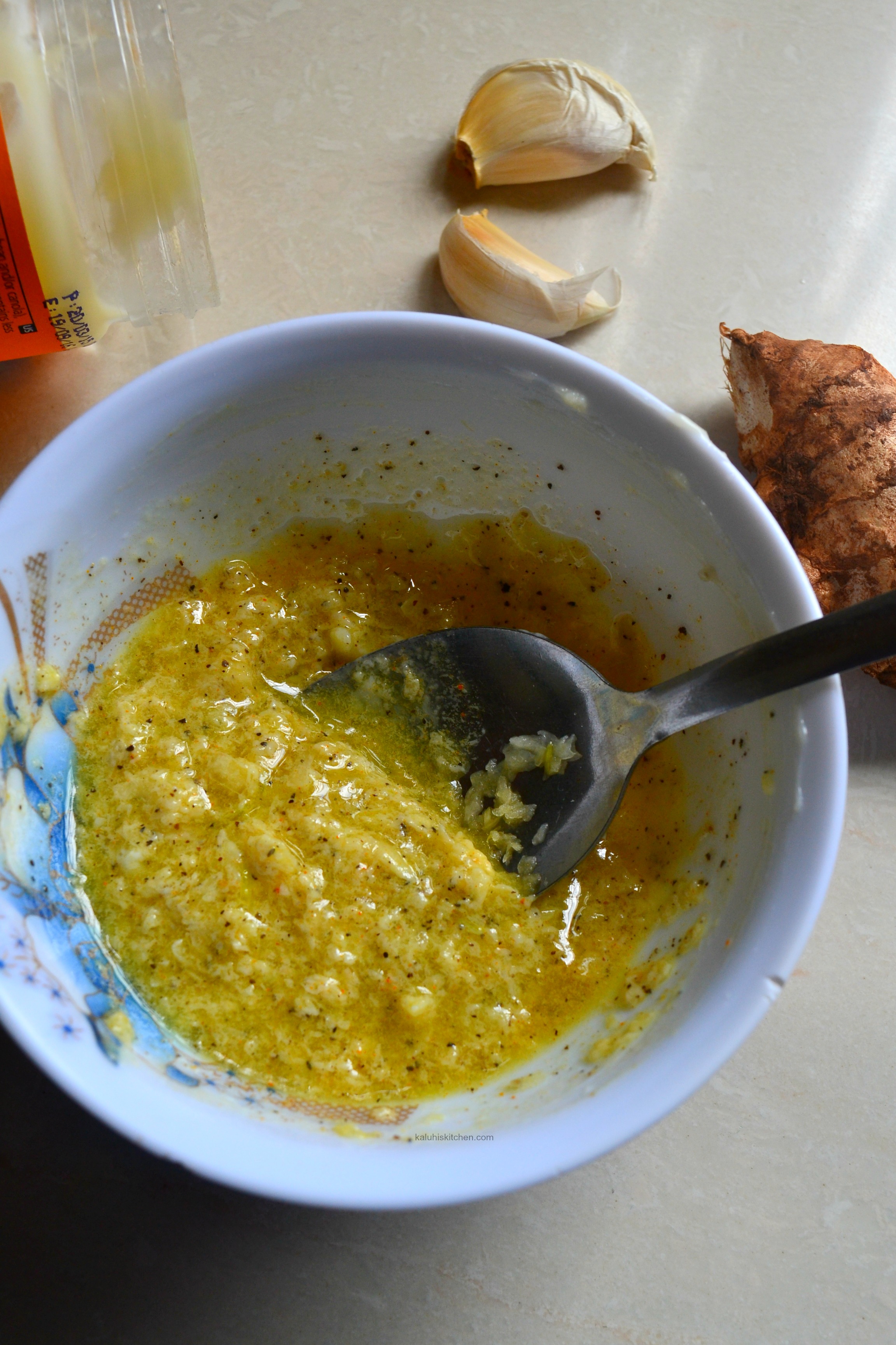 best chicken wet rubmayo mustard, turmeric, mayo, ginger, garlic, black pepper_kenyan food blogs_kaluhiskitchen.com