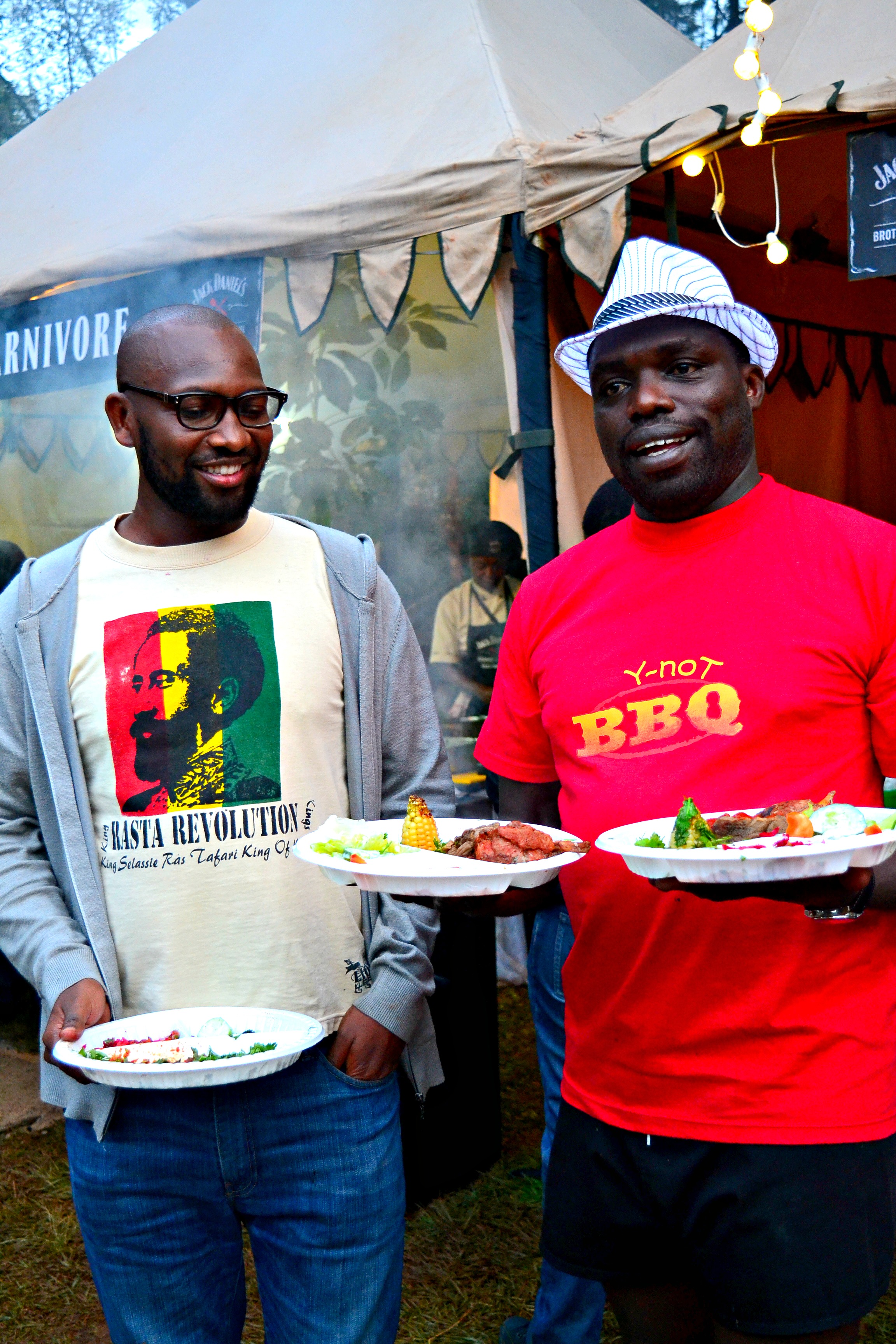 people at the brothersof the grill festival in nairobi enjoying their food_kaluhiskitchen.com