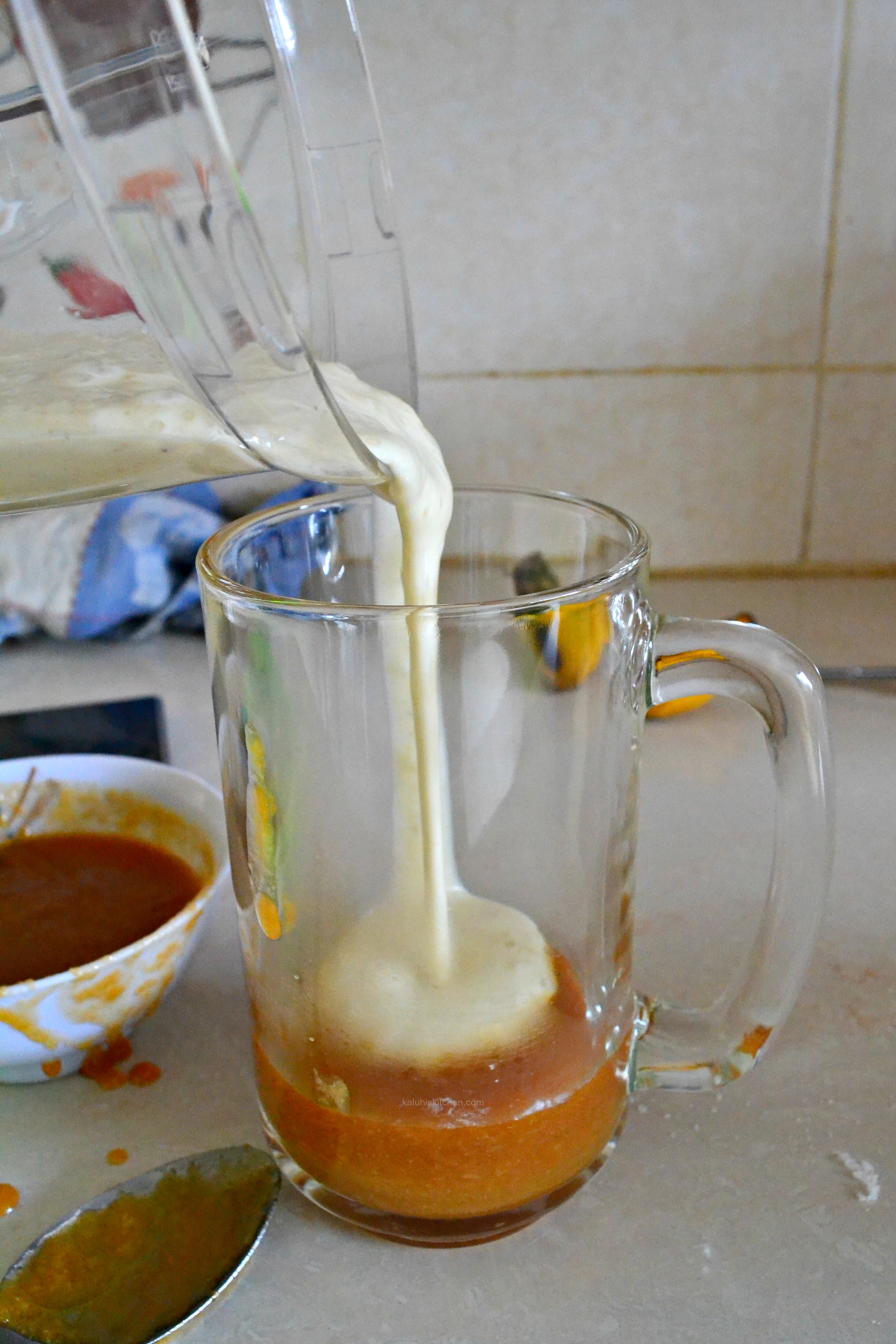 after-the-caramel-has-cooled-down-add-it-to-the-mug-first-followed-by-your-banana-milkshake_how-to-make-salted-caramel-banana-milkshake_kaluhiskitchen-com
