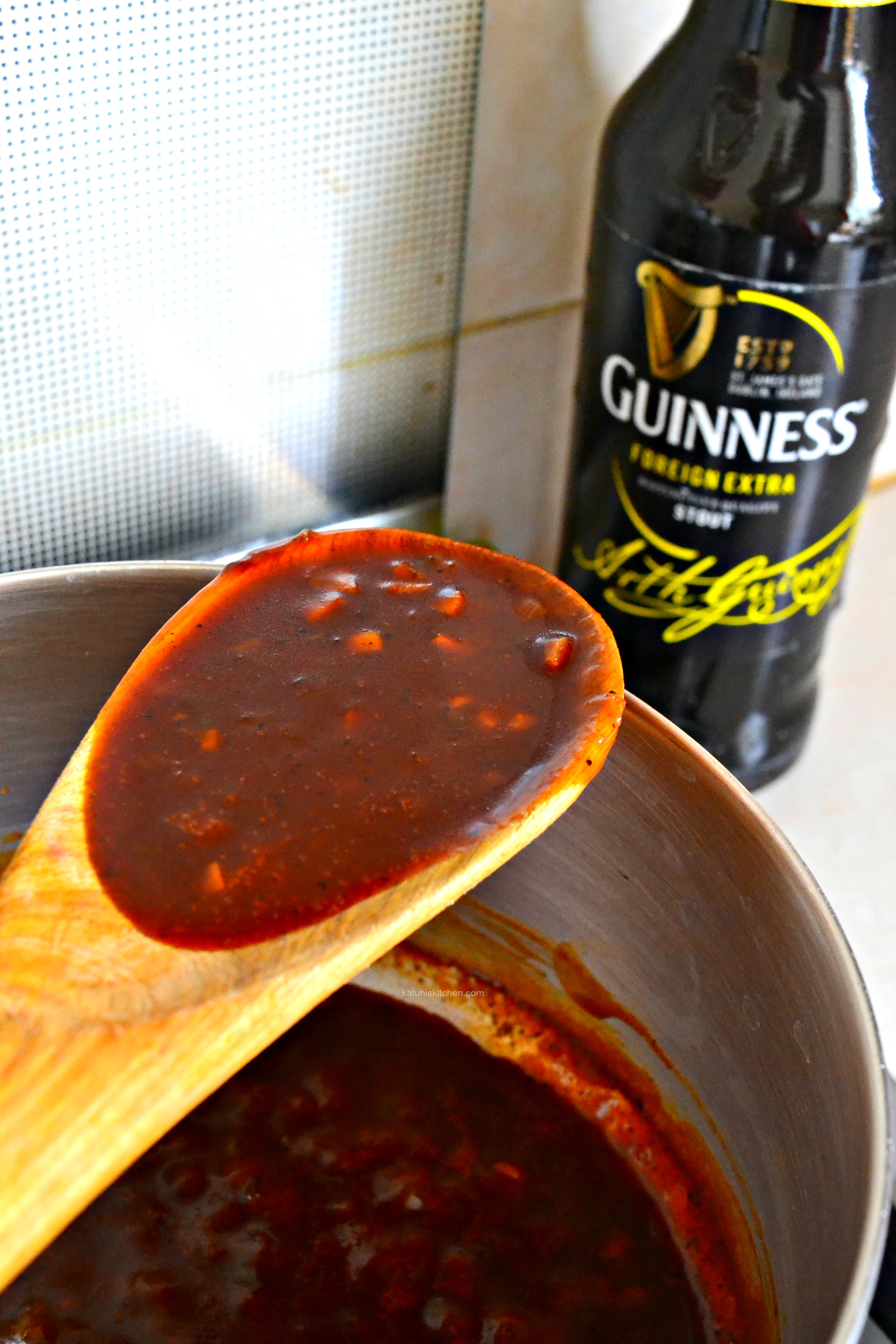 how-to-make-a-guinness-sauce_triple-d-drumsticks_easy-chicken-recipes_kaluhiskitchen-com