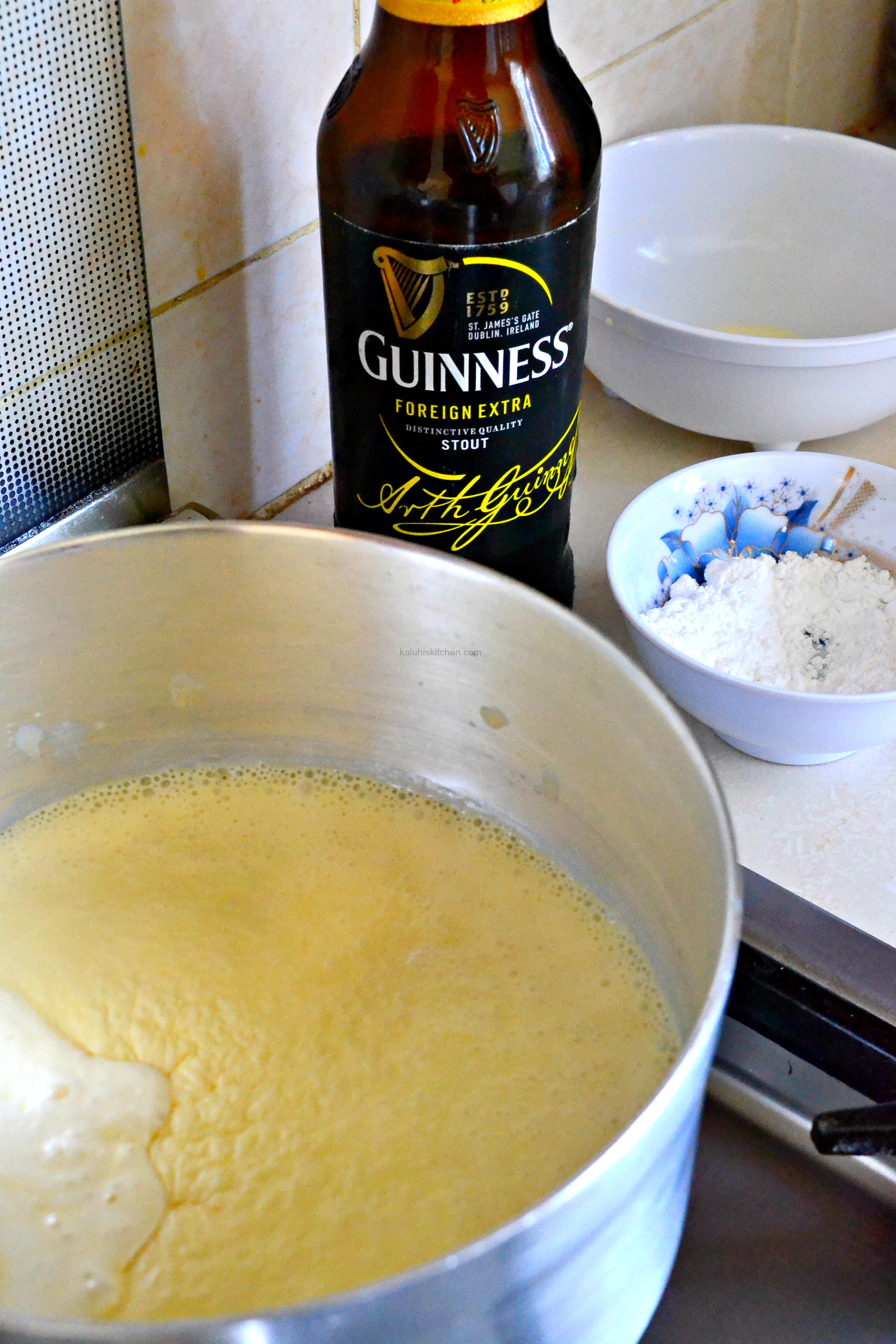 allow-your-heavy-cream-sugar-and-guinness-to-simmer-down-for-about-4-minutes-so-that-all-ingredients-come-together_how-to-make-a-posset_strawberry-posset_guinness-recipes