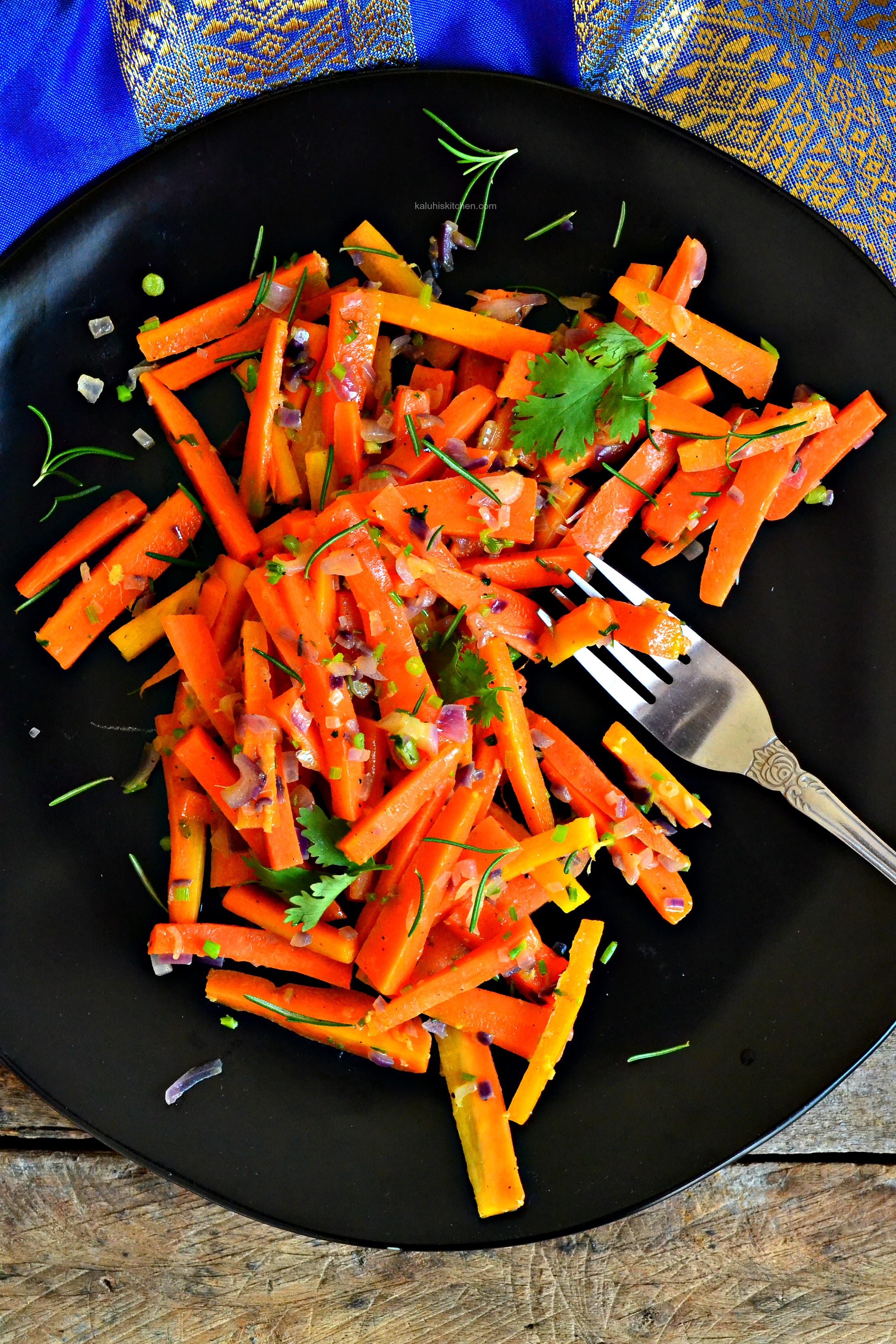 ginger-rosemary-carrot-fingers_how-to-make-carrots-delicious_carrot-recipes_vegan_kaluhiskitchen-com