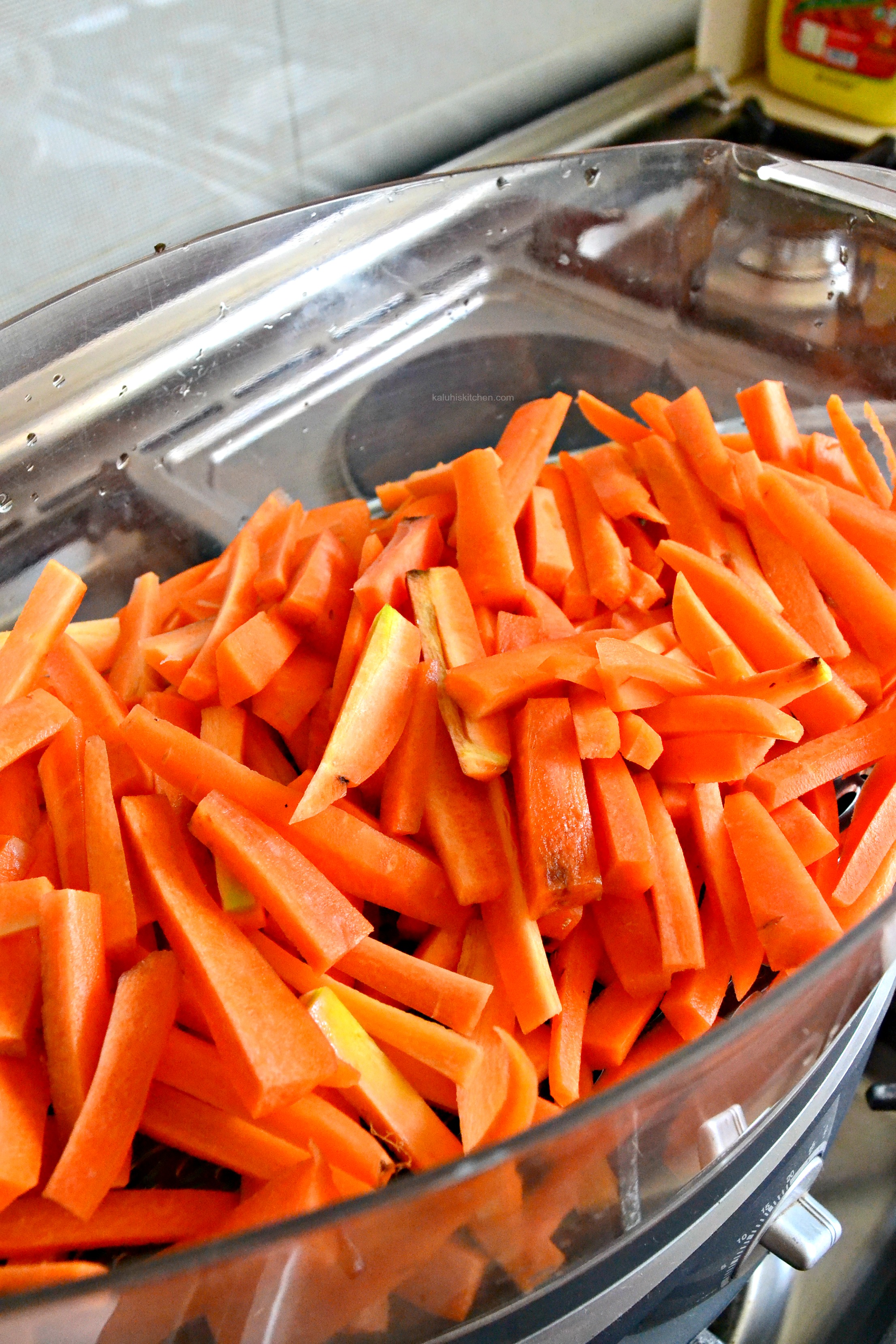 steam-youir-carrots-until-theyare-halfway-done-so-that-plenty-of-the-nutrients-are-preservedkaluhiskitchen-com