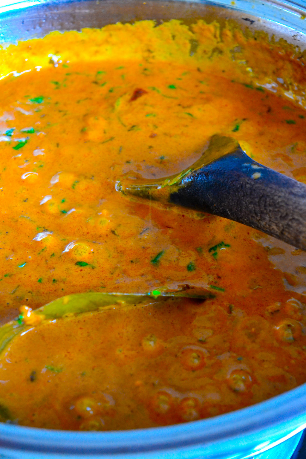 Ginger Garlic Chicken Thigh Bake – Kaluhi's Kitchen