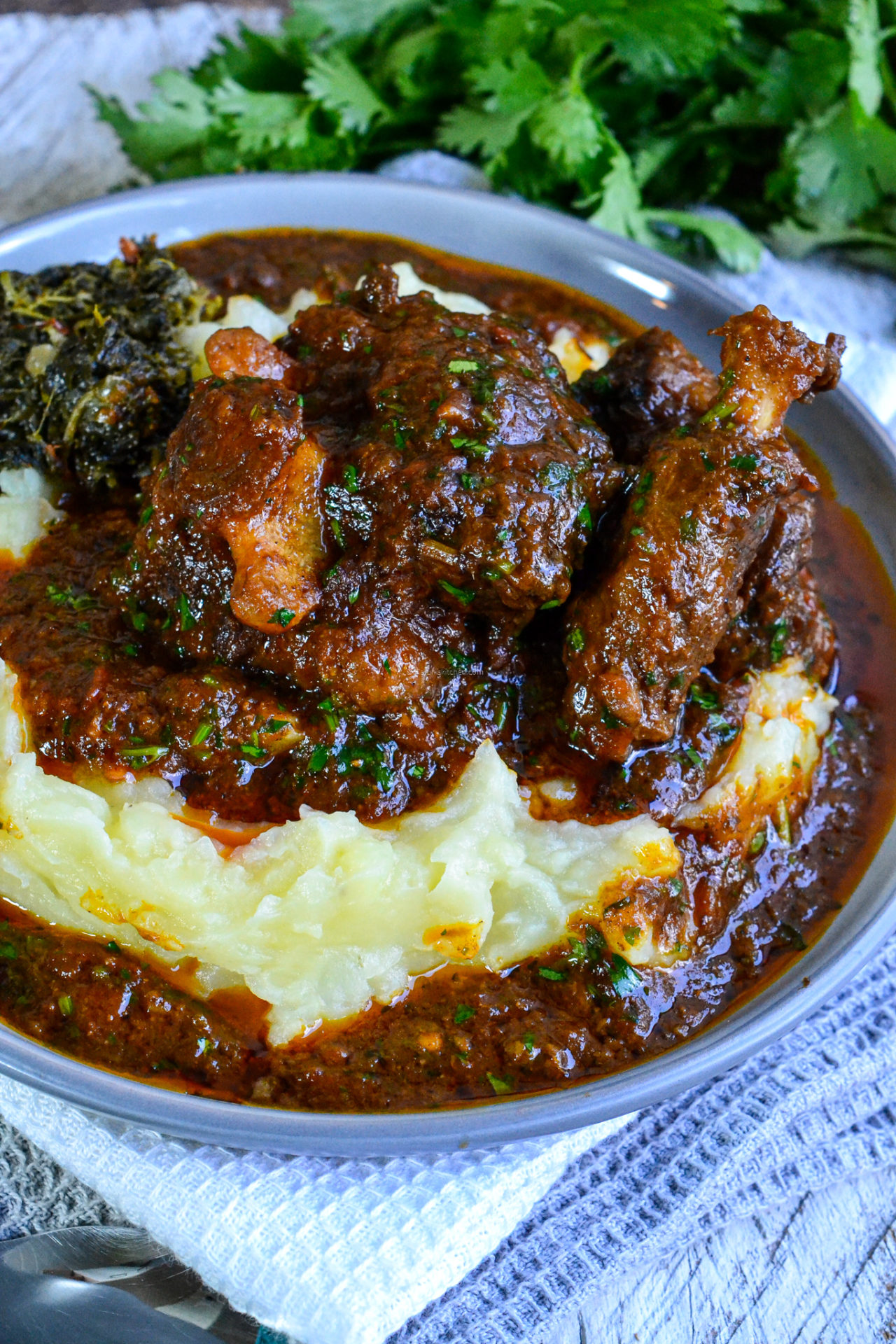 Oxtail is a beef cut that comes from the tail of a cow. Preparation is time-heavy,  but always resulta in the most tender meat. Top Kenyan Blogger and YouTuber Kaluhi Adagala walks you through how to make the most sinfully and boldly flavored oxtail in the world